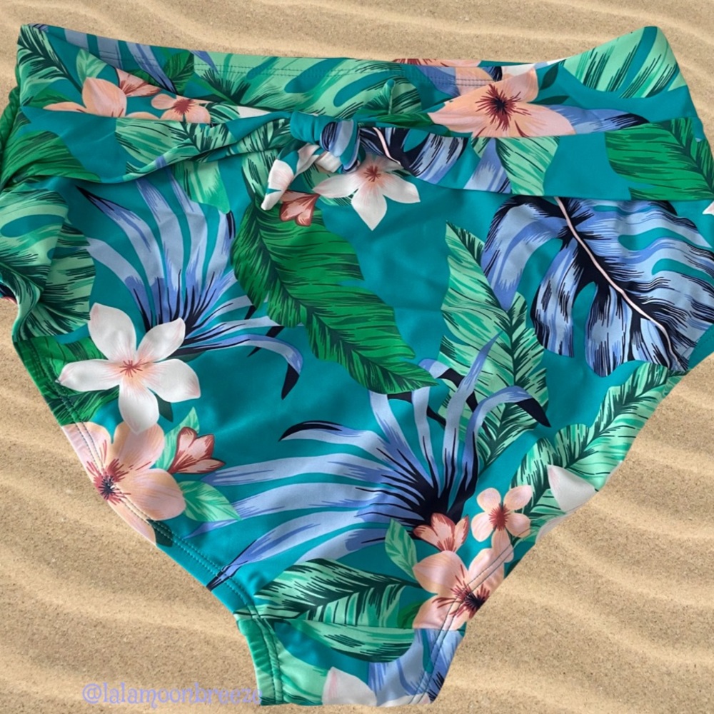 Gorgeous high waisted bathing suit bottoms